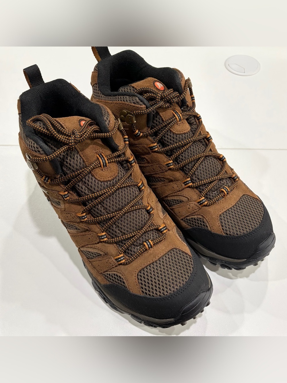 Merrell Men's Size 11.5 Moab 2 Mid Waterproof Hiking Boots Brown Earth NWT